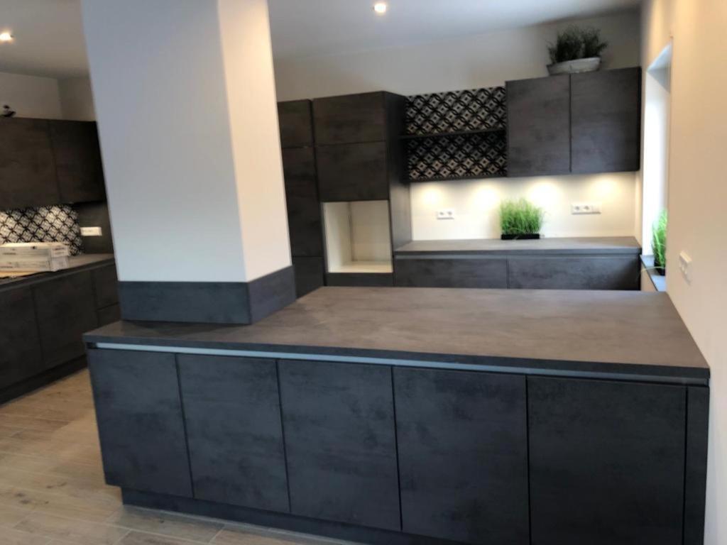 Freiraum Apartment Анвайлер ам Трифелс Екстериор снимка