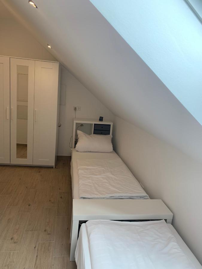 Freiraum Apartment Анвайлер ам Трифелс Екстериор снимка