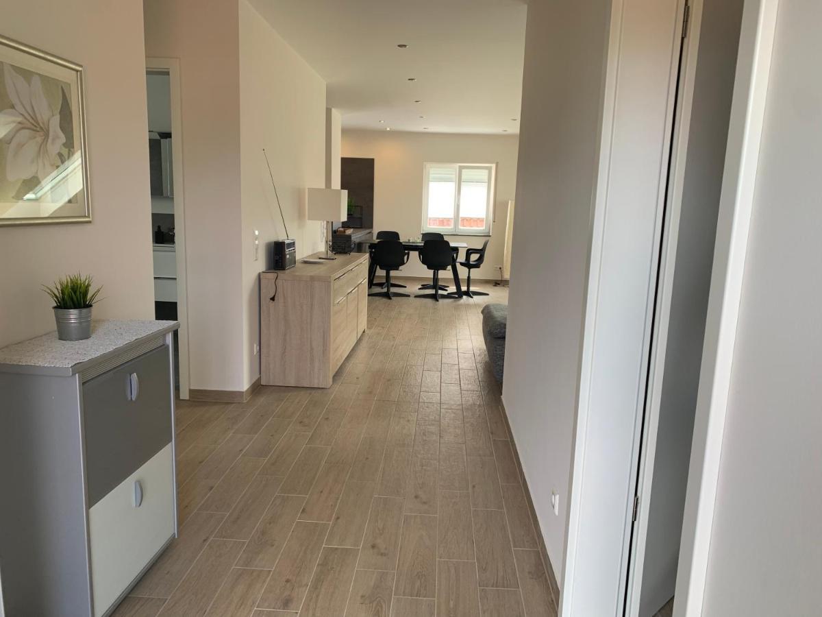 Freiraum Apartment Анвайлер ам Трифелс Екстериор снимка